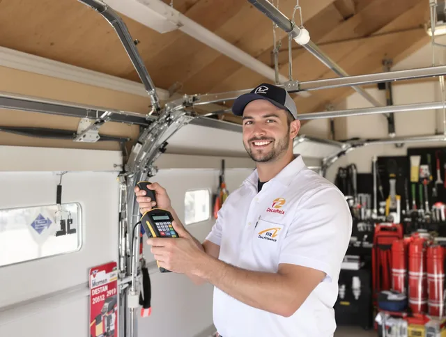 Norwich Garage Door Repair local technician providing expert garage door repair in Norwich neighborhood
